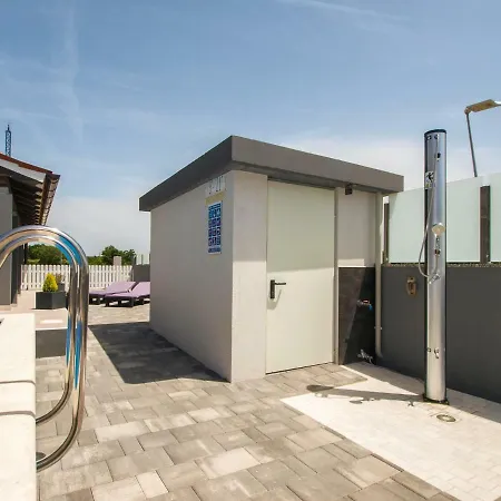 4 Stars Apartments-pikula Fazana