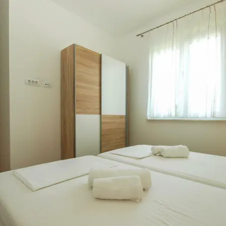 Apartment 4 Stars Apartments-pikula *