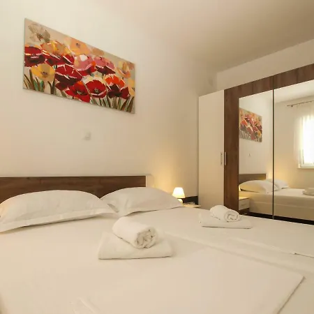 4 Stars Apartments-pikula * Fazana