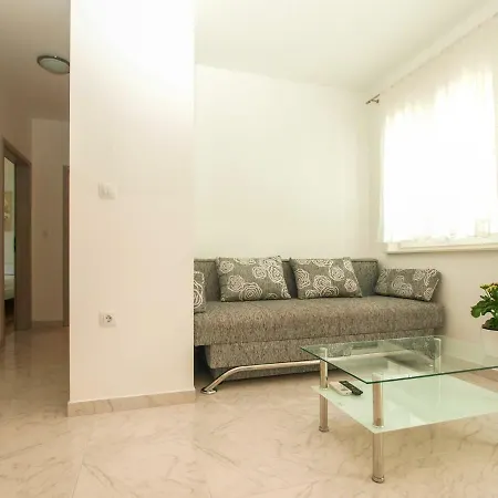 4 Stars Apartments-pikula *